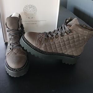 Vince Camuto Women's Quilted, dark slate Boots, 9.5